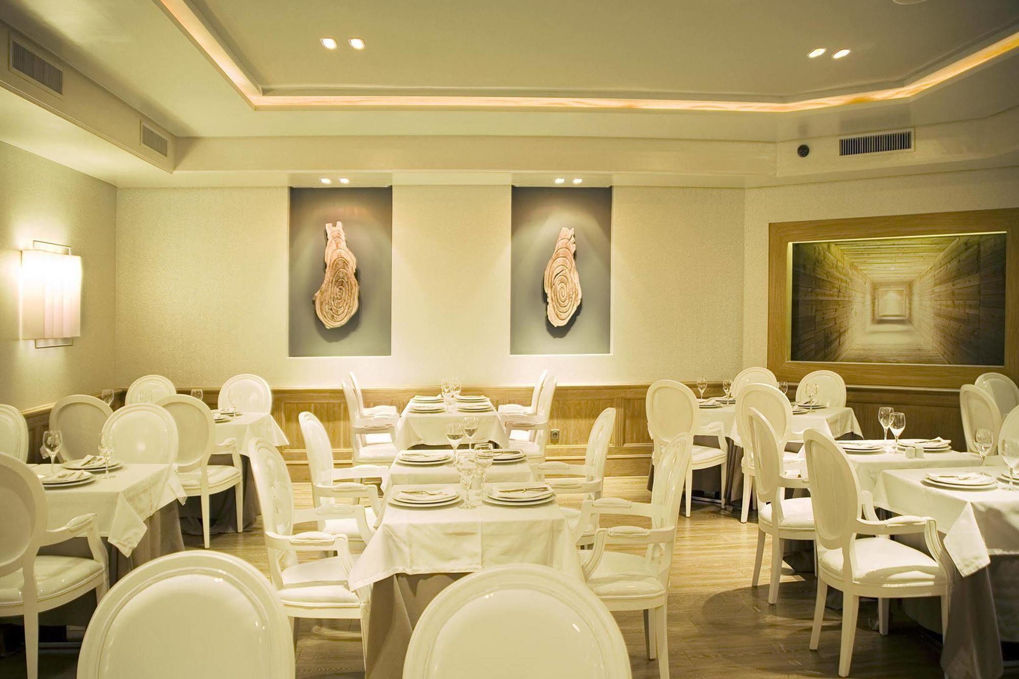Hotel Real Parque Lisbon Restaurant photo